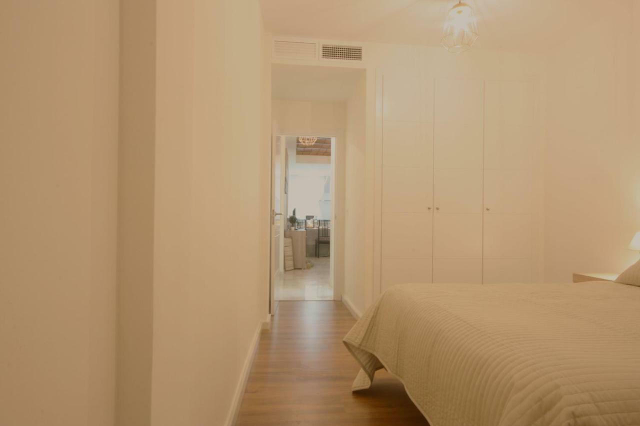 דירות Apartamento Vacacional Carmona מראה חיצוני תמונה