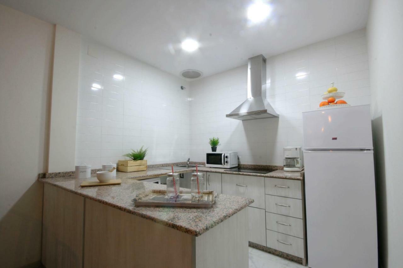דירות Apartamento Vacacional Carmona מראה חיצוני תמונה