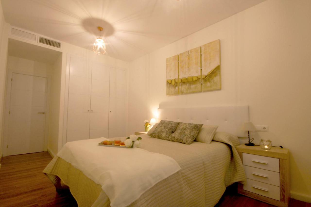 דירות Apartamento Vacacional Carmona מראה חיצוני תמונה